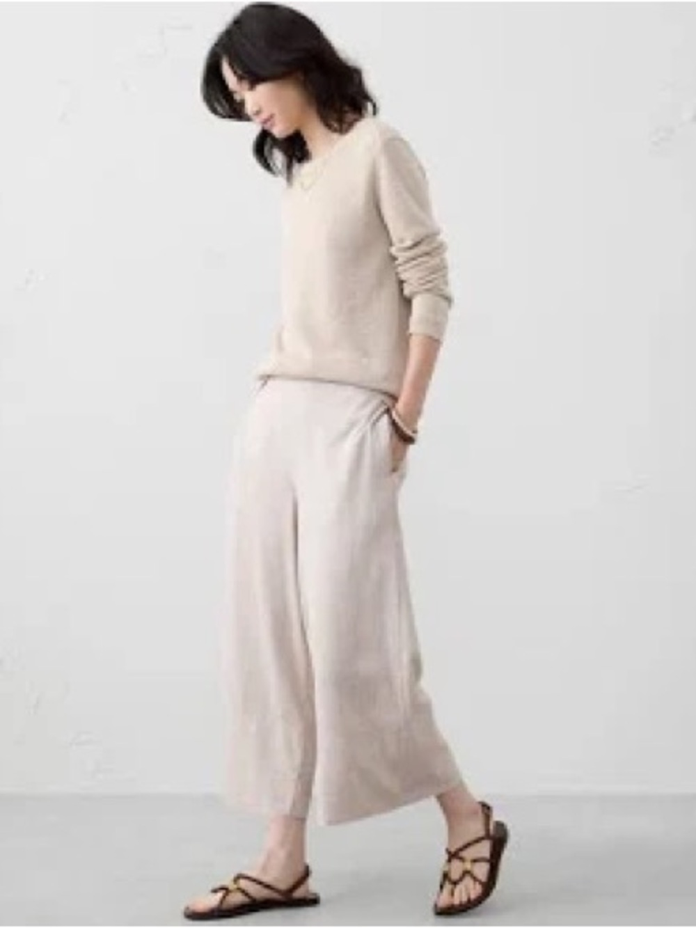 Banana Republic Light Beige Cropped Wide-Leg Pants
